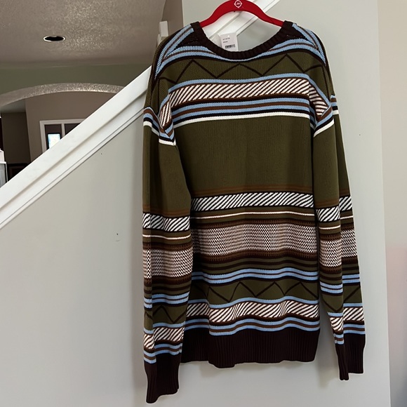 HOST PICK. Staple Pigeon Macdougal Sweater. - Picture 6 of 11